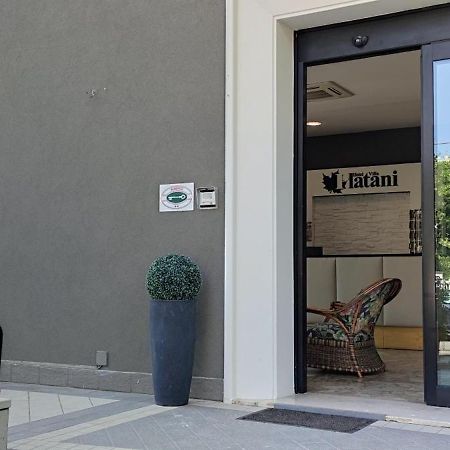 Hotel Villa Platani Riccione Exteriör bild