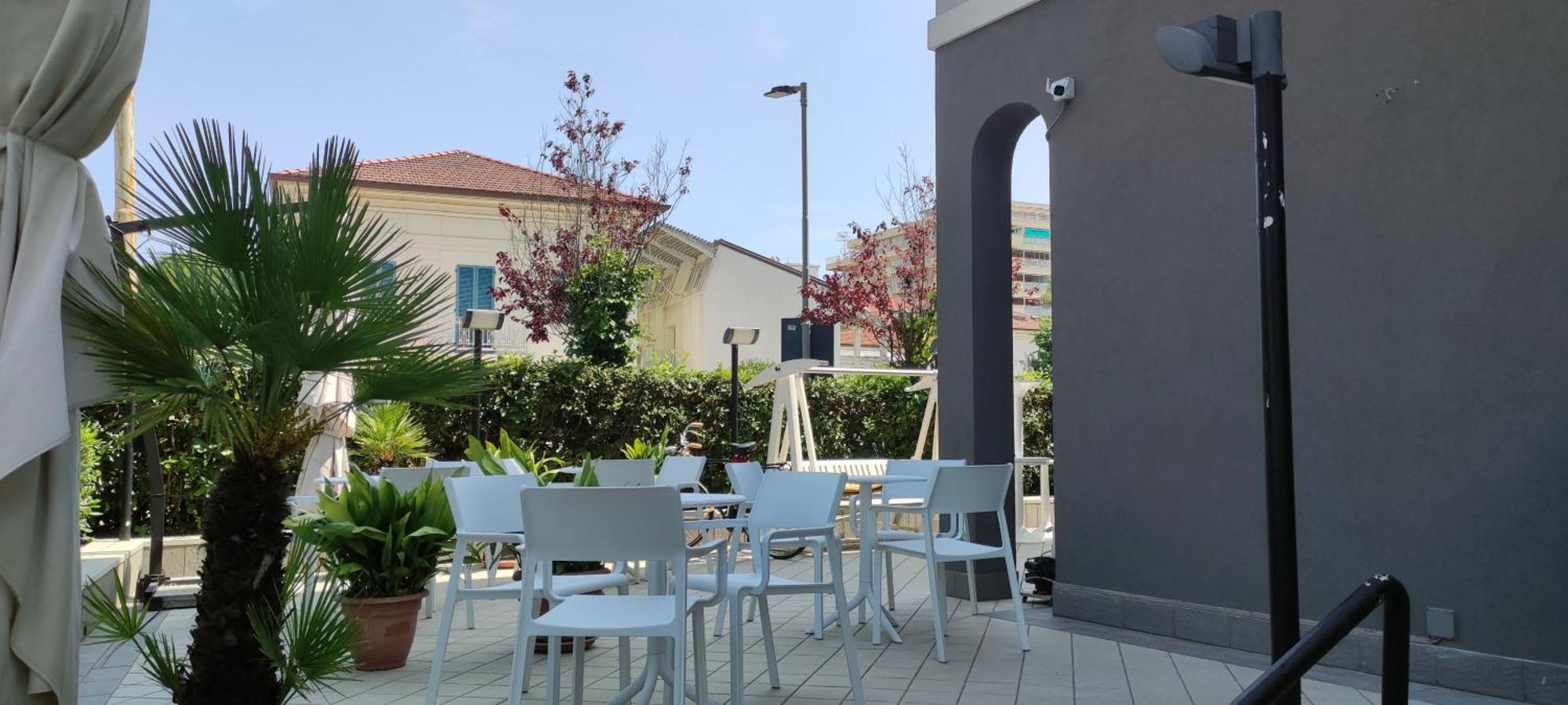 Hotel Villa Platani Riccione Exteriör bild